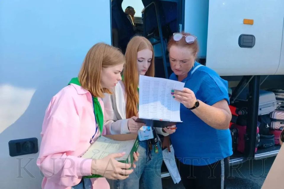 Сегодня, 19 июня, стартовала вторая смена в городских загородных оздоровительных лагерях имени Островского, «Звёздный» и «Зеркальный» Сегодня, 19 июня, стартовала вторая смена в городских загородных оздоровительных лагерях имени Островского, «Звёздный» и «Зеркальный»