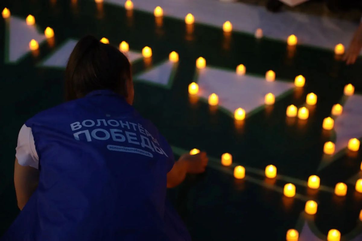 В Кургане накануне Дня памяти и скорби, 21 июня, прошла традиционная акция «Огненные картины войны» В Кургане накануне Дня памяти и скорби, 21 июня, прошла традиционная акция «Огненные картины войны»
