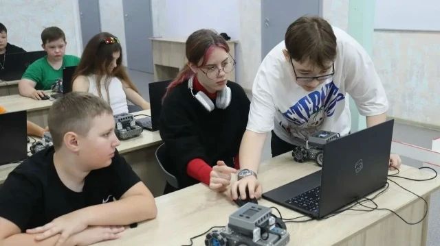 Для школьников Курганской области в летних лагерях проводятся «Дни цифры» Для школьников Курганской области в летних лагерях проводятся «Дни цифры»