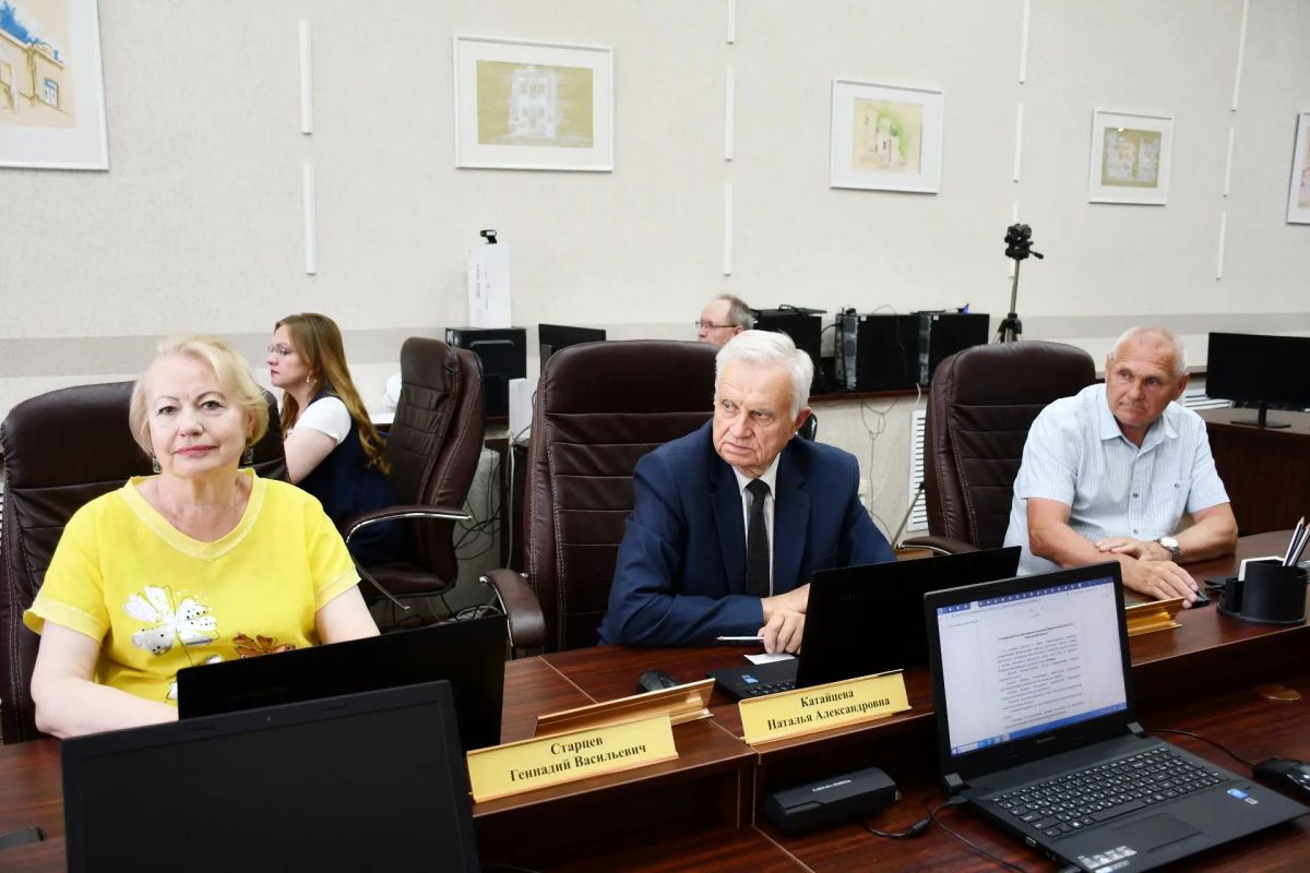 Педагог, подготовивший призера Всероссийского этапа олимпиады школьников по избирательному праву «Софиум» Олесю Дорошенко, будет удостоен Благодарственного письма Избирательной комиссии региона Педагог, подготовивший призера Всероссийского этапа олимпиады школьников по избирательному праву «Софиум» Олесю Дорошенко, будет удостоен Благодарственного письма Избирательной комиссии региона