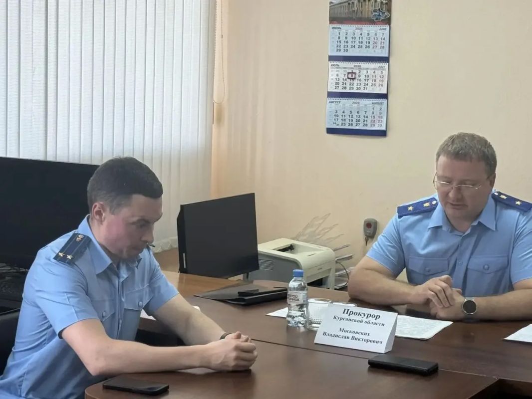 Сегодня прокурор области Владислав Московских посетил с рабочим визитом Частоозерский и Мокроусовский муниципальные округа Сегодня прокурор области Владислав Московских посетил с рабочим визитом Частоозерский и Мокроусовский муниципальные округа