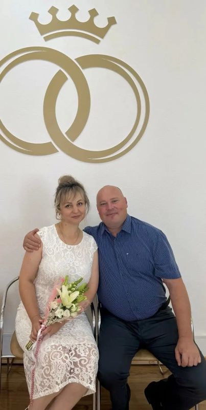 Два юбилея в семье Коробкиных Два юбилея в семье Коробкиных