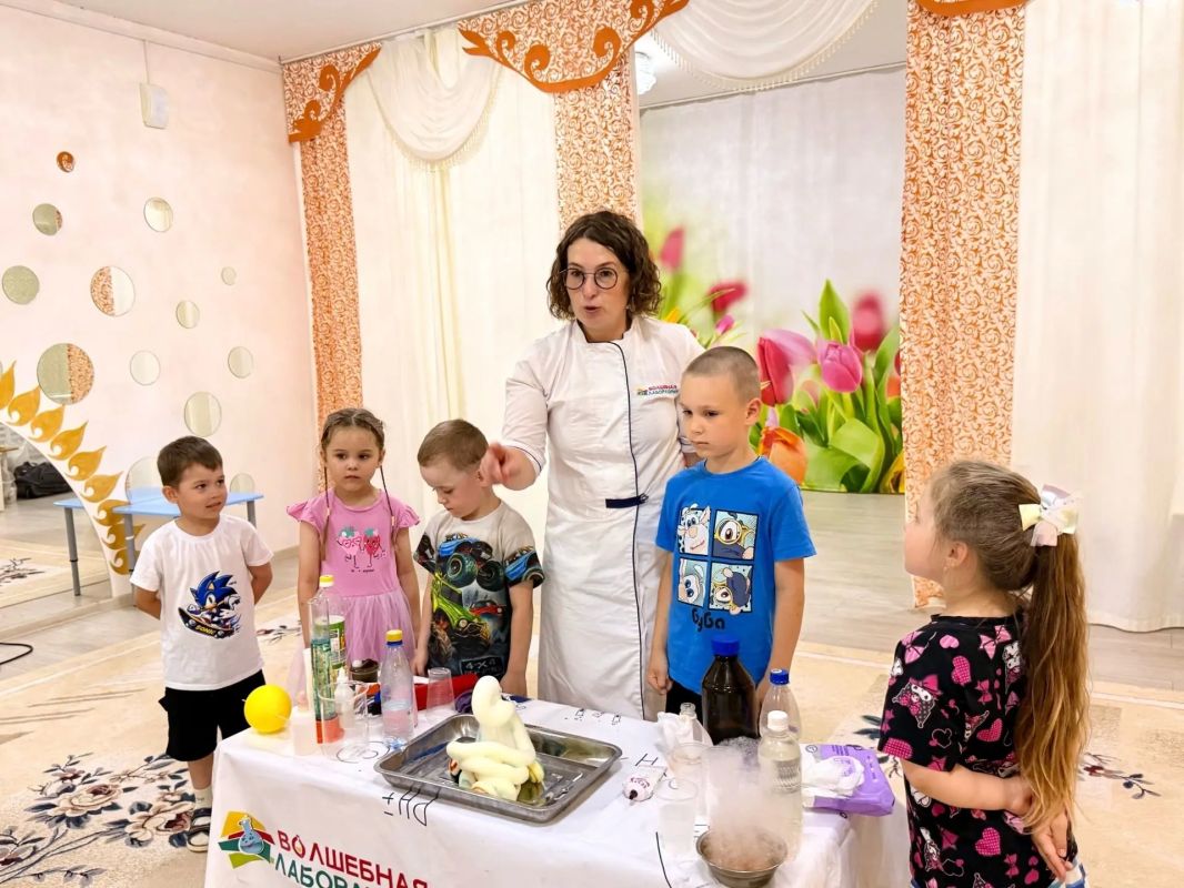 В Кургане продолжается реализация национального проекта «Семья», инициированного главой государства и поддержанного партией «Единая Россия» В Кургане продолжается реализация национального проекта «Семья», инициированного главой государства и поддержанного партией «Единая Россия»