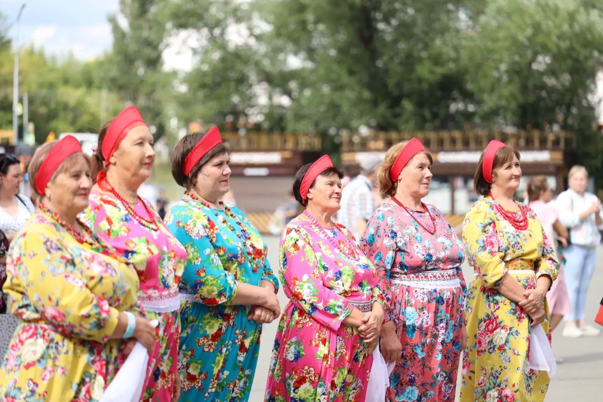 Сегодня, 17 июля, в Центральном парке культуры и отдыха города Кургана прошел областной фестиваль семейного творчества «Семья — малая Родина», инициированный сенатором Российской Федерации от Курганской области Еленой... Сегодня, 17 июля, в Центральном парке культуры и отдыха города Кургана прошел областной фестиваль семейного творчества «Семья — малая Родина», инициированный сенатором Российской Федерации от Курганской области Еленой...