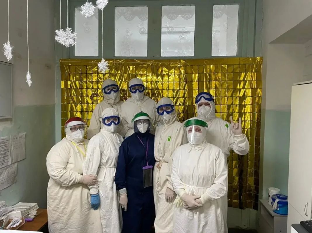Пока большинство людей привыкало к новой реальности, в Курганской областной больнице №2 создавали новую систему работы Пока большинство людей привыкало к новой реальности, в Курганской областной больнице №2 создавали новую систему работы