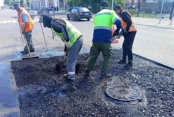В Шадринске близится к завершению масштабный проект — капитальный ремонт водопроводной сети на улице Михайловской В Шадринске близится к завершению масштабный проект — капитальный ремонт водопроводной сети на улице Михайловской