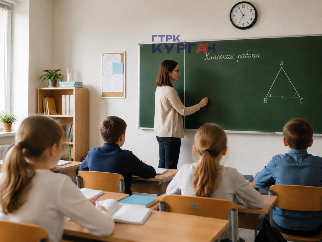 Курганским учителям пообещали новые меры поддержки