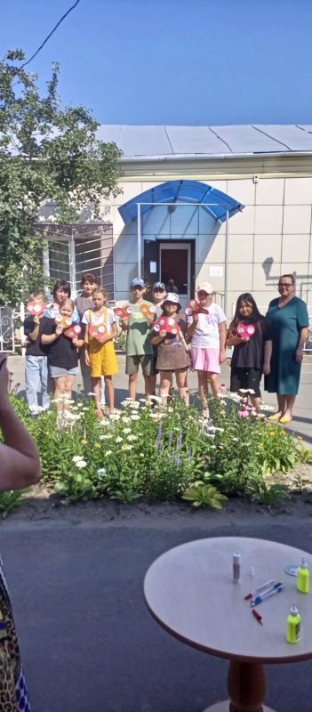 «Семь маленьких Я — получается семья» «Семь маленьких Я — получается семья»