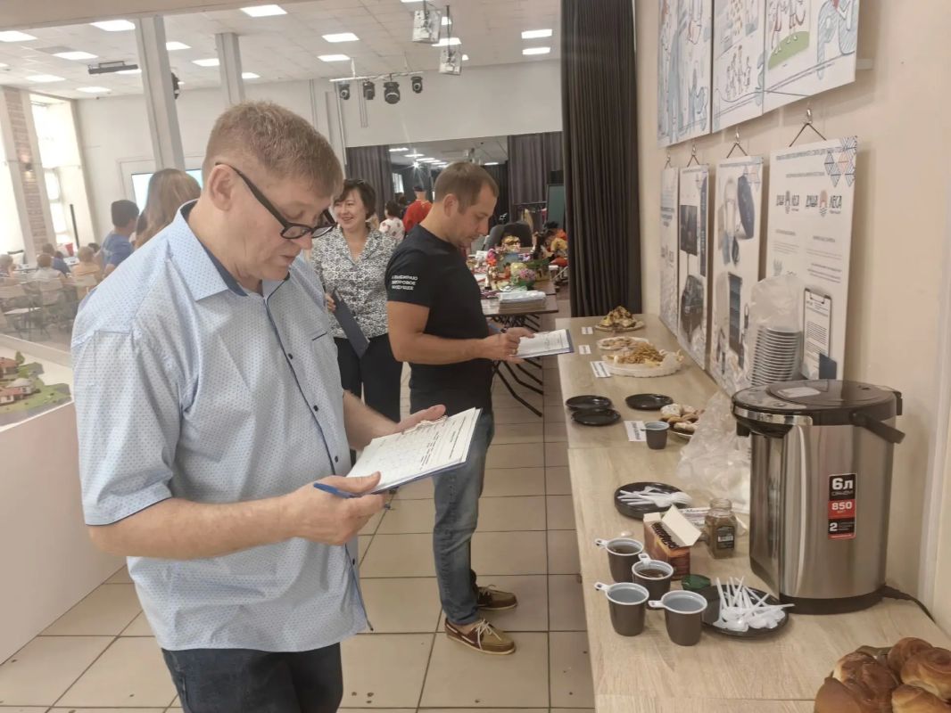 Конкурс «Наша дружная семья» прошел в мультицентре «Смолин» Конкурс «Наша дружная семья» прошел в мультицентре «Смолин»