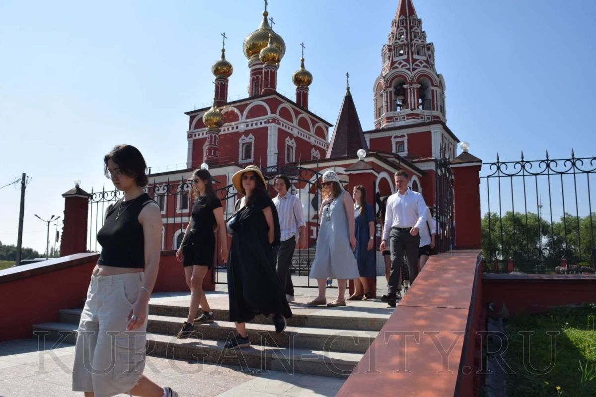 В Курган съехались молодые архитекторы и урбанисты из разных регионов России, чтобы разработать концепцию развития набережной реки Тобол и предложить свои решения по комплексному развитию прилегающей территории В Курган съехались молодые архитекторы и урбанисты из разных регионов России, чтобы разработать концепцию развития набережной реки Тобол и предложить свои решения по комплексному развитию прилегающей территории