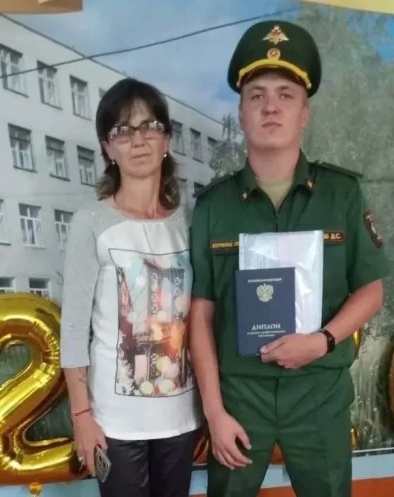 Вадим Шумков: Указом Президента сразу две семьи Курганской области отмечены медалью ордена «Родительская слава» за большой вклад в воспитание детей и сохранение наших традиционных ценностей Вадим Шумков: Указом Президента сразу две семьи Курганской области отмечены медалью ордена «Родительская слава» за большой вклад в воспитание детей и сохранение наших традиционных ценностей