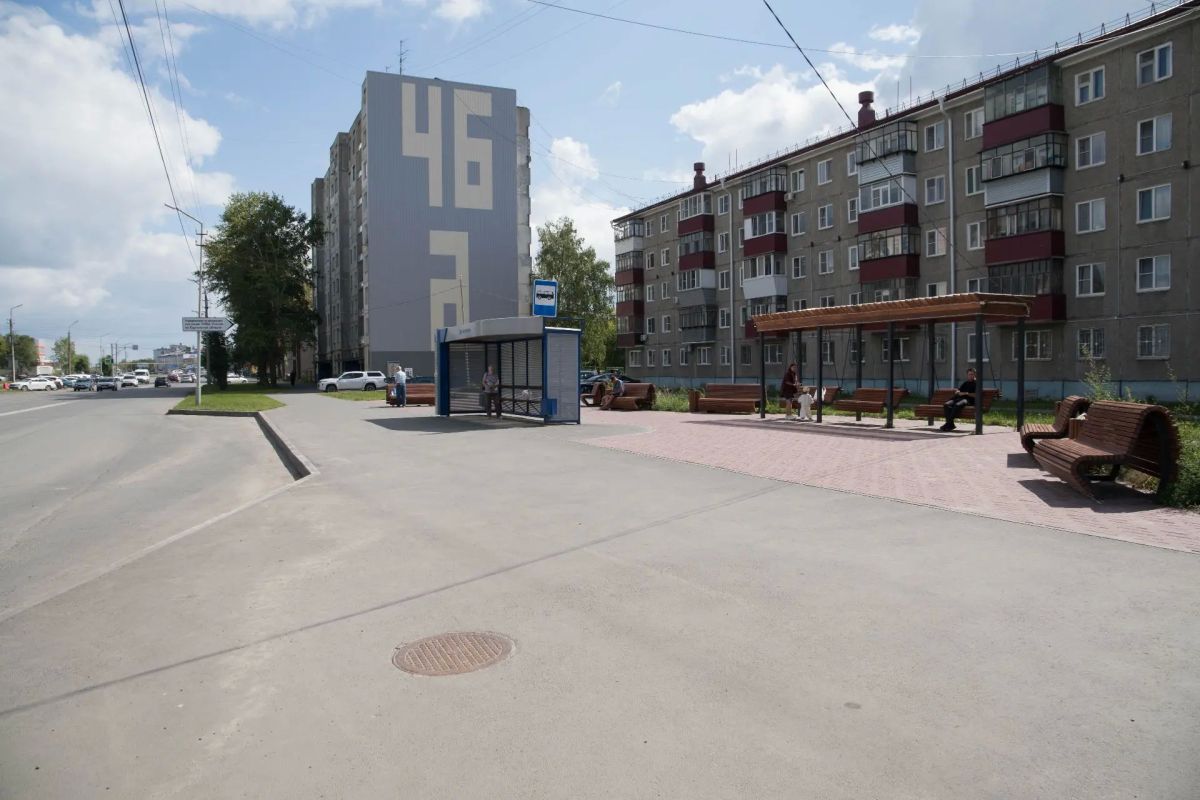Антон Науменко: Выехали с коллегами с контролем на улицу Дзержинского, где в этом году при поддержке губернатора Вадима Михайловича Шумкова и областного Правительства ремонтируем 16 дворов Антон Науменко: Выехали с коллегами с контролем на улицу Дзержинского, где в этом году при поддержке губернатора Вадима Михайловича Шумкова и областного Правительства ремонтируем 16 дворов