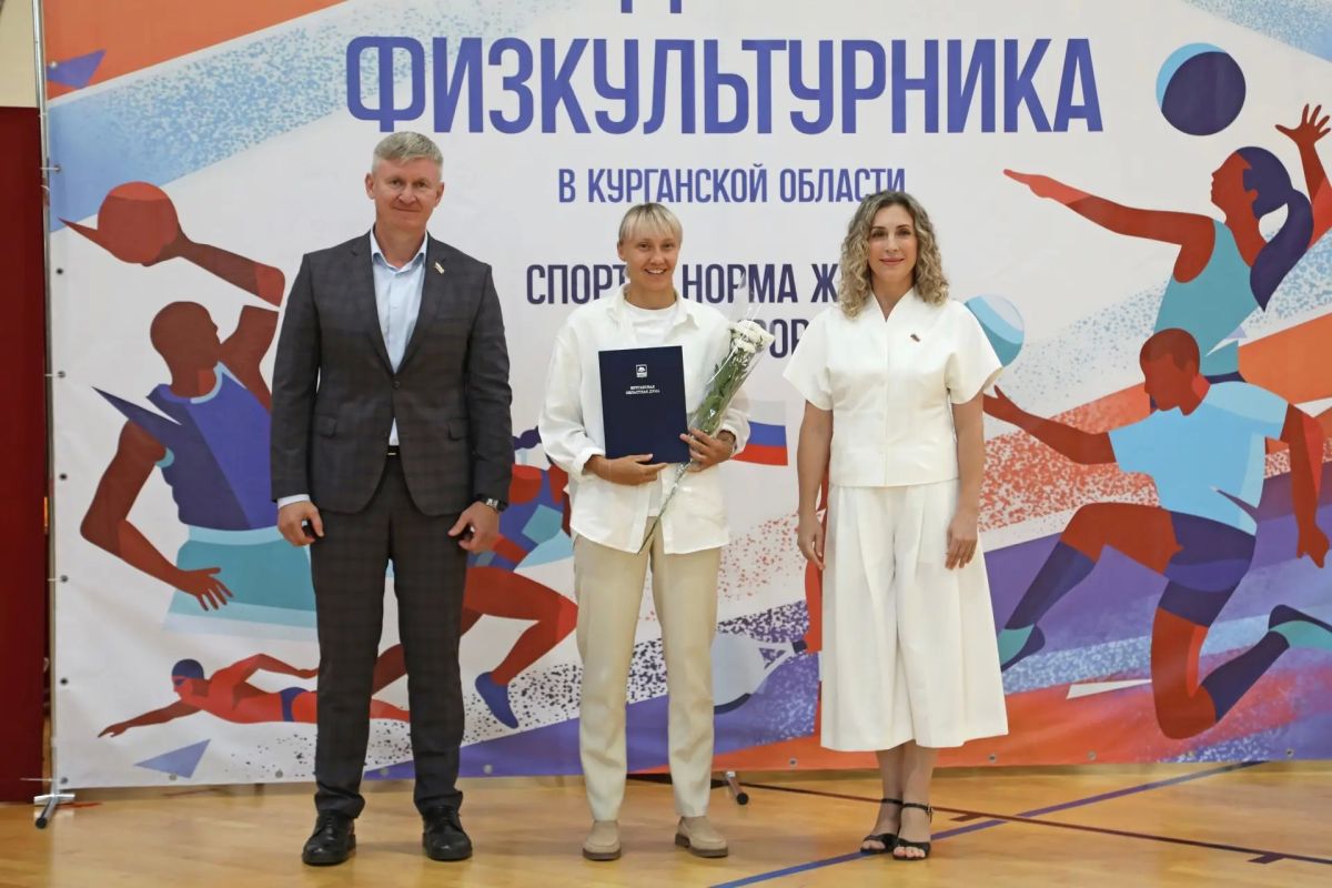 За каждым атлетом стоят те, кто проходит этот путь вместе с ним: тренеры, наставники, родители и, конечно, команда За каждым атлетом стоят те, кто проходит этот путь вместе с ним: тренеры, наставники, родители и, конечно, команда