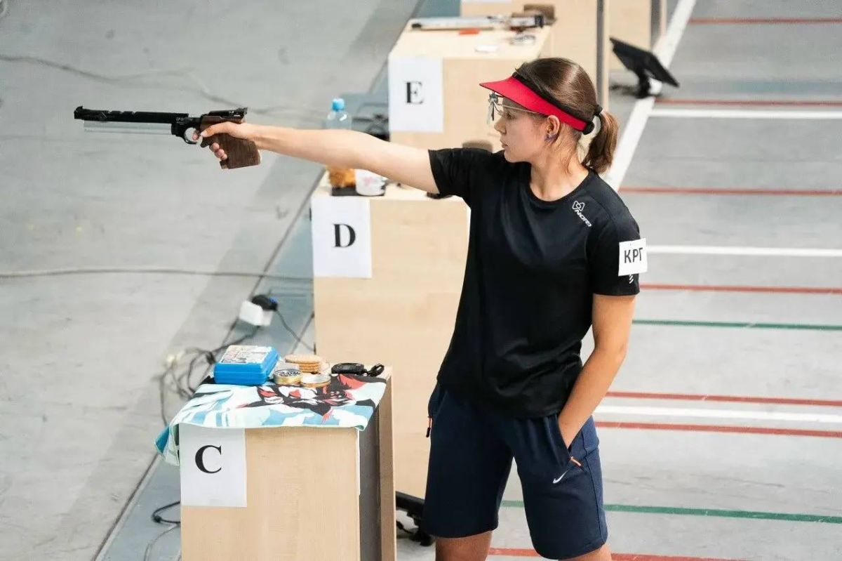 Спортсменка ДЮСШ № 3 Кира Храмович завоевала серебряную медаль на Всероссийских соревнованиях Спортсменка ДЮСШ № 3 Кира Храмович завоевала серебряную медаль на Всероссийских соревнованиях