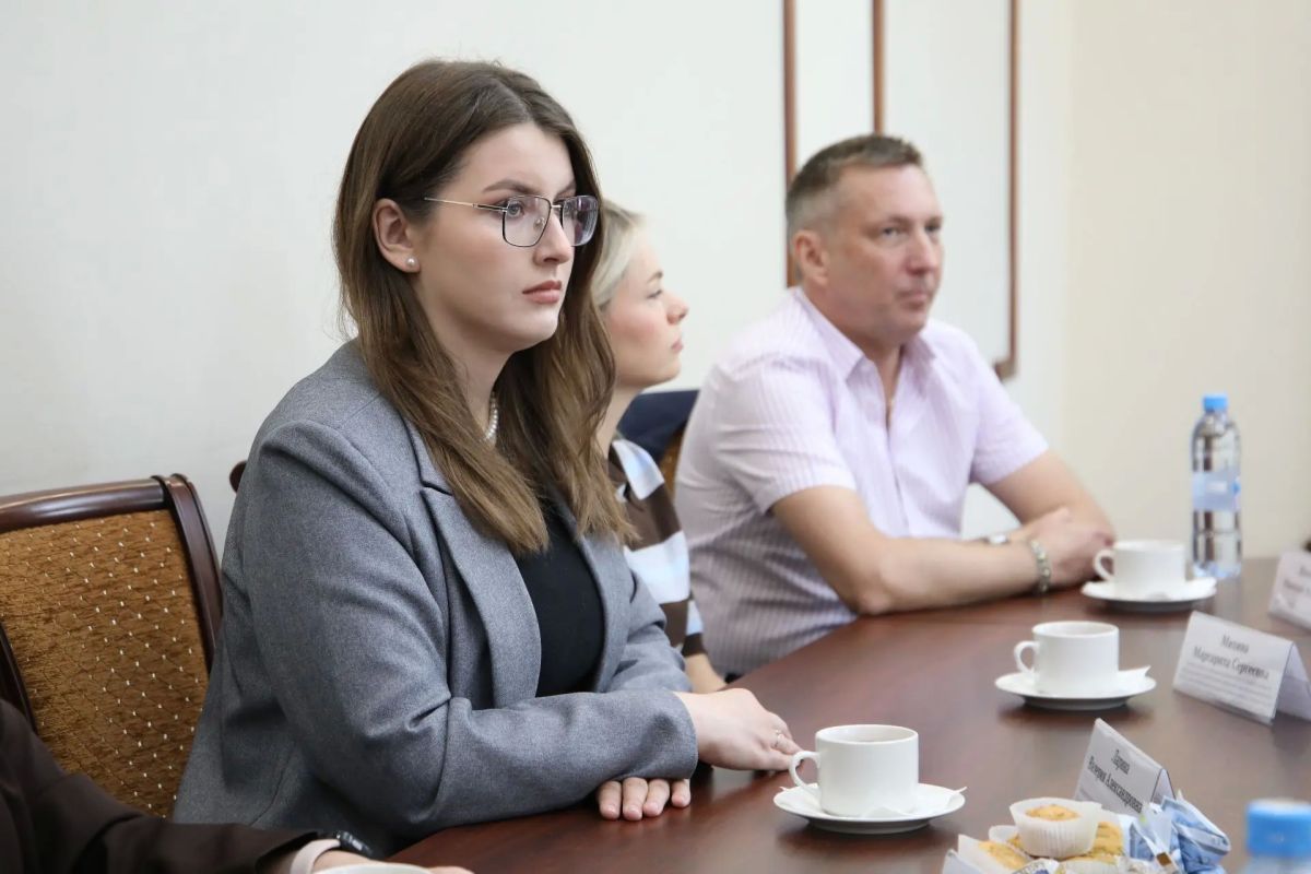 Антон Науменко: Сегодня встретился с врачами - эндокринологами из Москвы Антон Науменко: Сегодня встретился с врачами - эндокринологами из Москвы