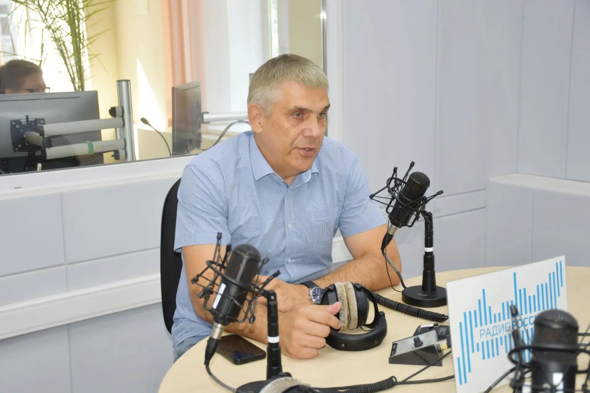 Председатель облизбиркома Роман Скиндерев принял участие в прямом эфире «Радио России – Курган» Председатель облизбиркома Роман Скиндерев принял участие в прямом эфире «Радио России – Курган»
