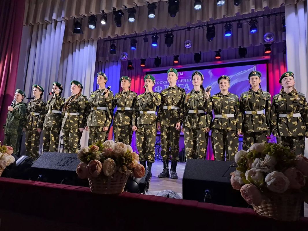 МЕДАЛЬ «ОТЕЦ СОЛДАТА» ВРУЧИЛИ ОТЦУ В ЗВЕРИНОГОЛОВСКОМ ОКРУГЕ КУРГАНСКОЙ ОБЛАСТИ МЕДАЛЬ «ОТЕЦ СОЛДАТА» ВРУЧИЛИ ОТЦУ В ЗВЕРИНОГОЛОВСКОМ ОКРУГЕ КУРГАНСКОЙ ОБЛАСТИ