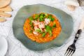 Изысканное орзотто с креветками и песто из вяленых томатов