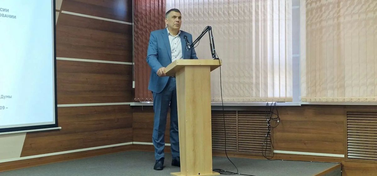 Глава облизбиркома Роман Скиндерев проинформировал о подготовке к выборам коллектив АО «ШААЗ» и обсудил организационные вопросы с представителями органов местного самоуправления Глава облизбиркома Роман Скиндерев проинформировал о подготовке к выборам коллектив АО «ШААЗ» и обсудил организационные вопросы с представителями органов местного самоуправления