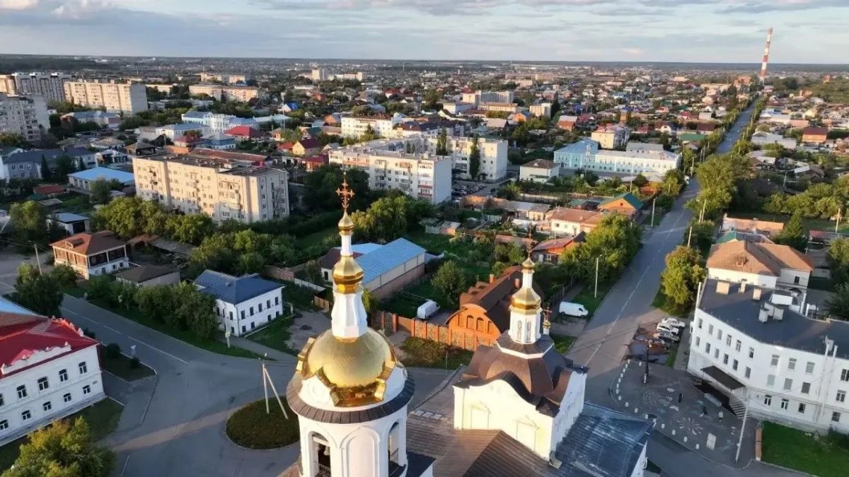 За последние годы второй по величине и значимости город Курганской области — Шадринск — значительно преобразился За последние годы второй по величине и значимости город Курганской области — Шадринск — значительно преобразился