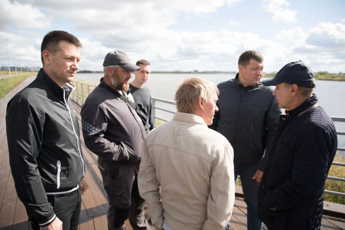 Антон Науменко: Проконтролировал работы на набережной озера Чёрное и благоустройство вдоль реки Битёвка у ЦПКиО Антон Науменко: Проконтролировал работы на набережной озера Чёрное и благоустройство вдоль реки Битёвка у ЦПКиО