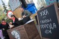 Мэр Кургана Науменко накормил горожан ухой