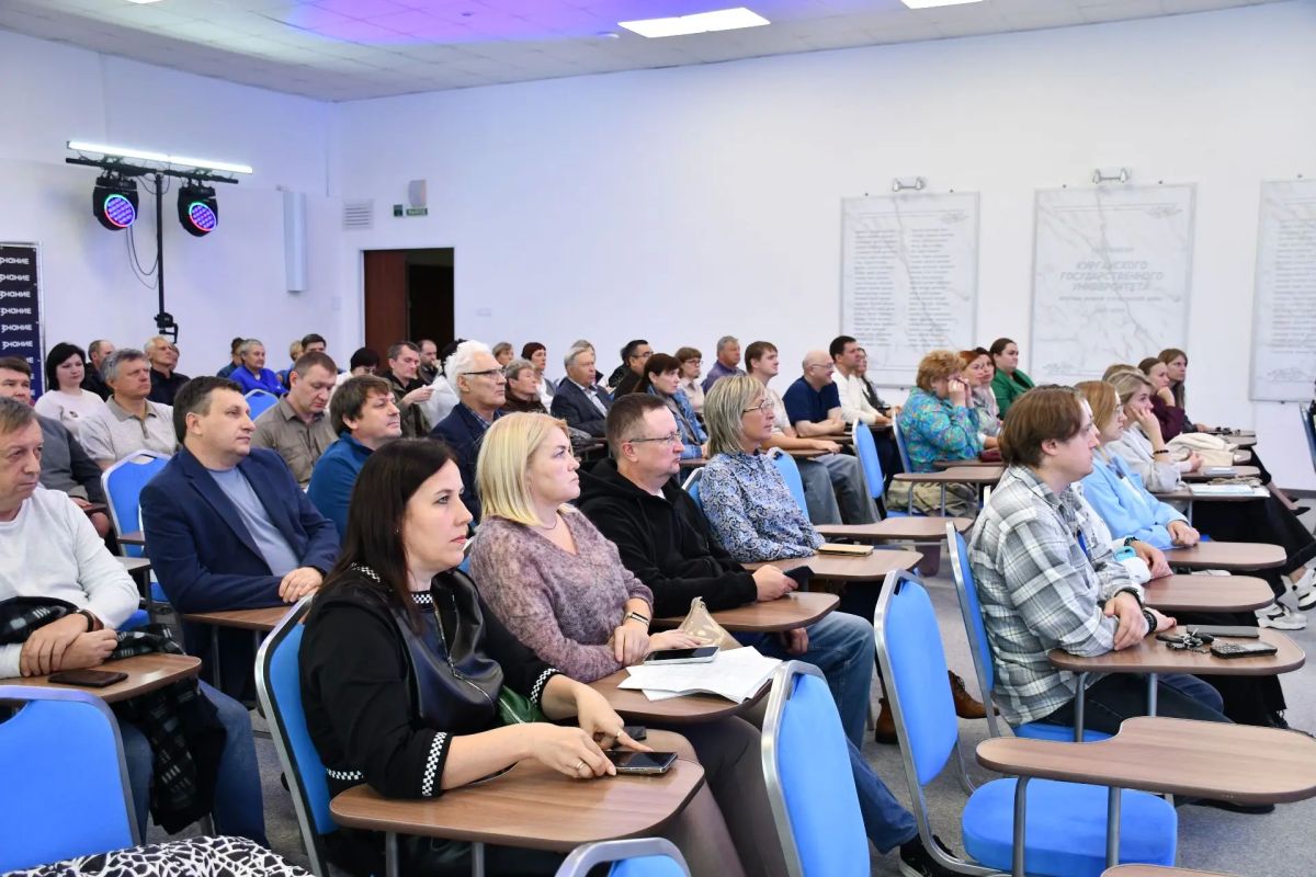 Глава облизбиркома Роман Скиндерев проинформировал о цифровизации избирательного процесса преподавательский состав Курганского государственного университета Глава облизбиркома Роман Скиндерев проинформировал о цифровизации избирательного процесса преподавательский состав Курганского государственного университета
