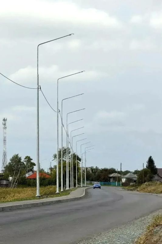 Вадим Шумков: В Белозерском округе завершаем работы на дороге по улице Суворова Вадим Шумков: В Белозерском округе завершаем работы на дороге по улице Суворова
