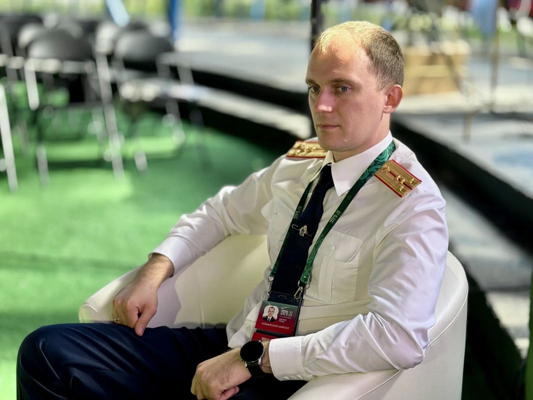 Сотрудники СК России приняли участие в работе молодежного форума Уральского федерального округа «УТРО» Сотрудники СК России приняли участие в работе молодежного форума Уральского федерального округа «УТРО»