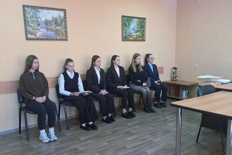 Руководитель Следственного Управления МВД России по Курганской области встретилась с молодыми следователями