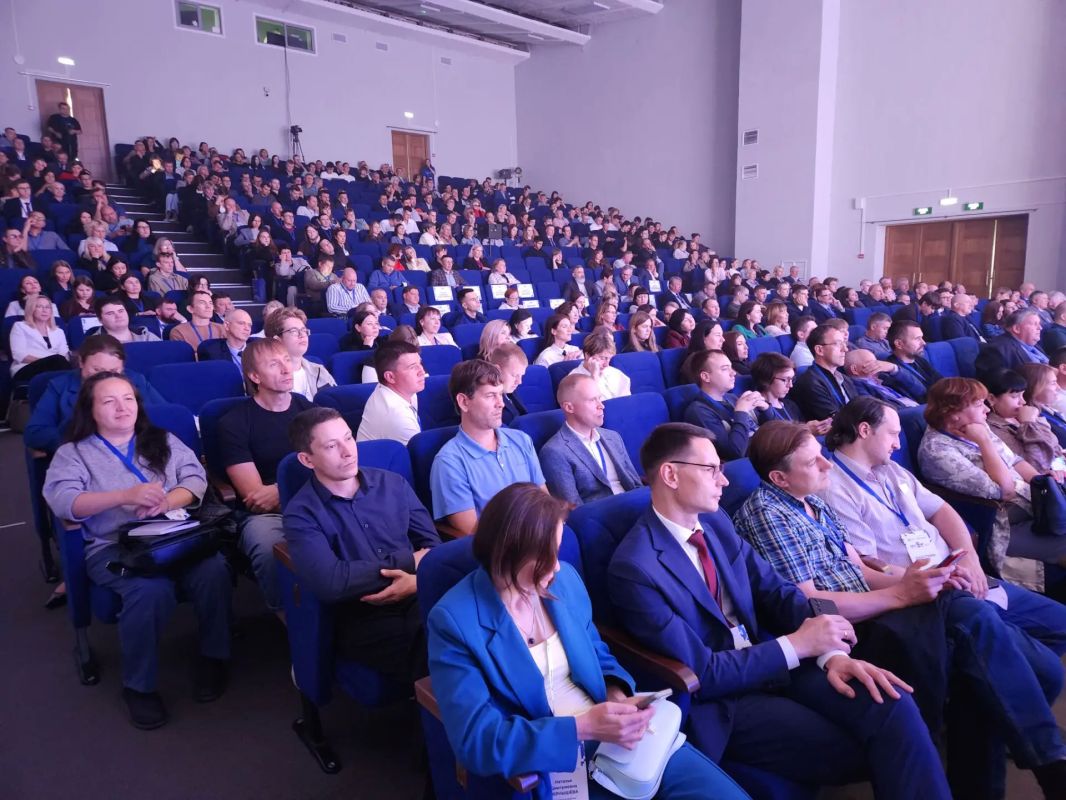 Запись на приём к врачу через "МАКС", искусственный интеллект и телемедицина: как уже сегодня меняется здравоохранение Курганской области Запись на приём к врачу через "МАКС", искусственный интеллект и телемедицина: как уже сегодня меняется здравоохранение Курганской области