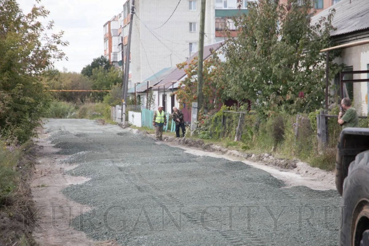 В Восточном продолжается обустройство 14-ти участков улиц В Восточном продолжается обустройство 14-ти участков улиц
