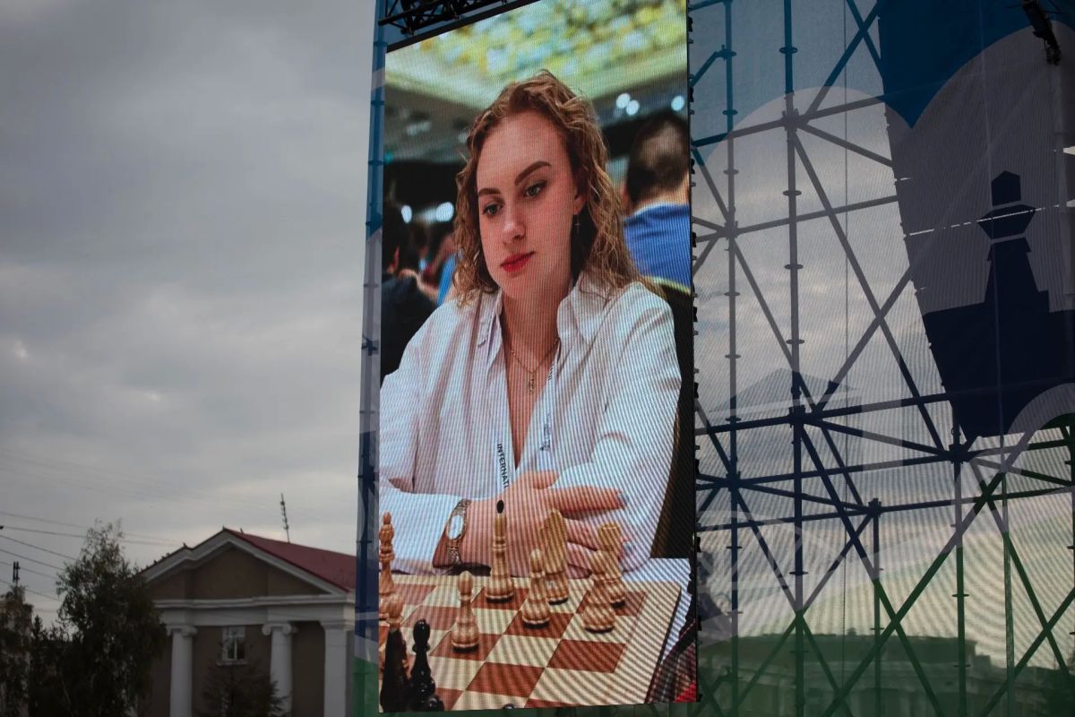 Глава Кургана Антон Науменко: «Победы наших детей в спорте, учёбе и творчестве - это вклад в доброе имя нашего города Глава Кургана Антон Науменко: «Победы наших детей в спорте, учёбе и творчестве - это вклад в доброе имя нашего города