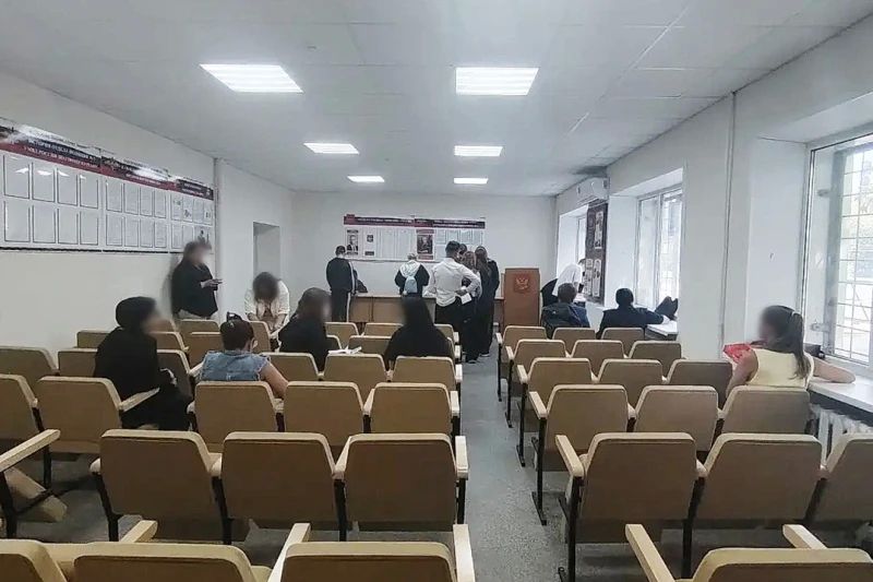 В Кургане сотрудники полиции провели «Единый день профилактики» для несовершеннолетних, состоящих на учёте в органах внутренних дел В Кургане сотрудники полиции провели «Единый день профилактики» для несовершеннолетних, состоящих на учёте в органах внутренних дел