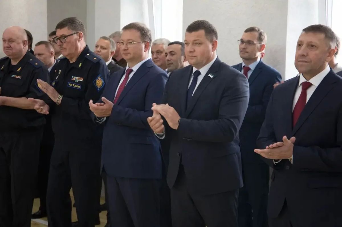 Антон Науменко: Спортивное общество «Динамо», которое за свою славную историю дало путевку в жизнь многим талантливым спортсменам и тренерам, сегодня продолжает оставаться кузницей спортивных кадров, базой для подготовки... Антон Науменко: Спортивное общество «Динамо», которое за свою славную историю дало путевку в жизнь многим талантливым спортсменам и тренерам, сегодня продолжает оставаться кузницей спортивных кадров, базой для подготовки...