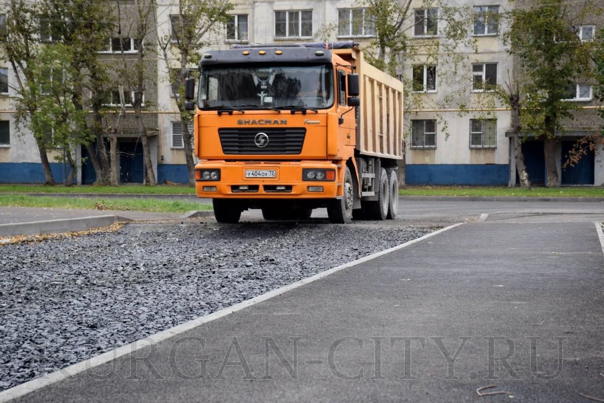 Глава города Антон Науменко сегодня, 12 сентября, провёл очередной рабочий объезд, в ходе которого проконтролировал, как идут ремонтные работы на ключевых городских объектах Глава города Антон Науменко сегодня, 12 сентября, провёл очередной рабочий объезд, в ходе которого проконтролировал, как идут ремонтные работы на ключевых городских объектах