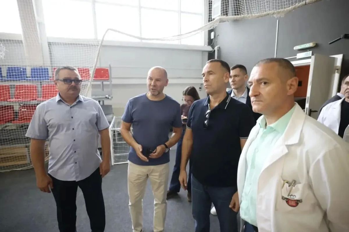 Губернатор Курганской области Вадим Шумков в рамках рабочей поездки в Частоозерский округ внес предложения по обустройству новых социально значимых объектов в Частоозерье, оценив качество уже реализованных проектов по... Губернатор Курганской области Вадим Шумков в рамках рабочей поездки в Частоозерский округ внес предложения по обустройству новых социально значимых объектов в Частоозерье, оценив качество уже реализованных проектов по...