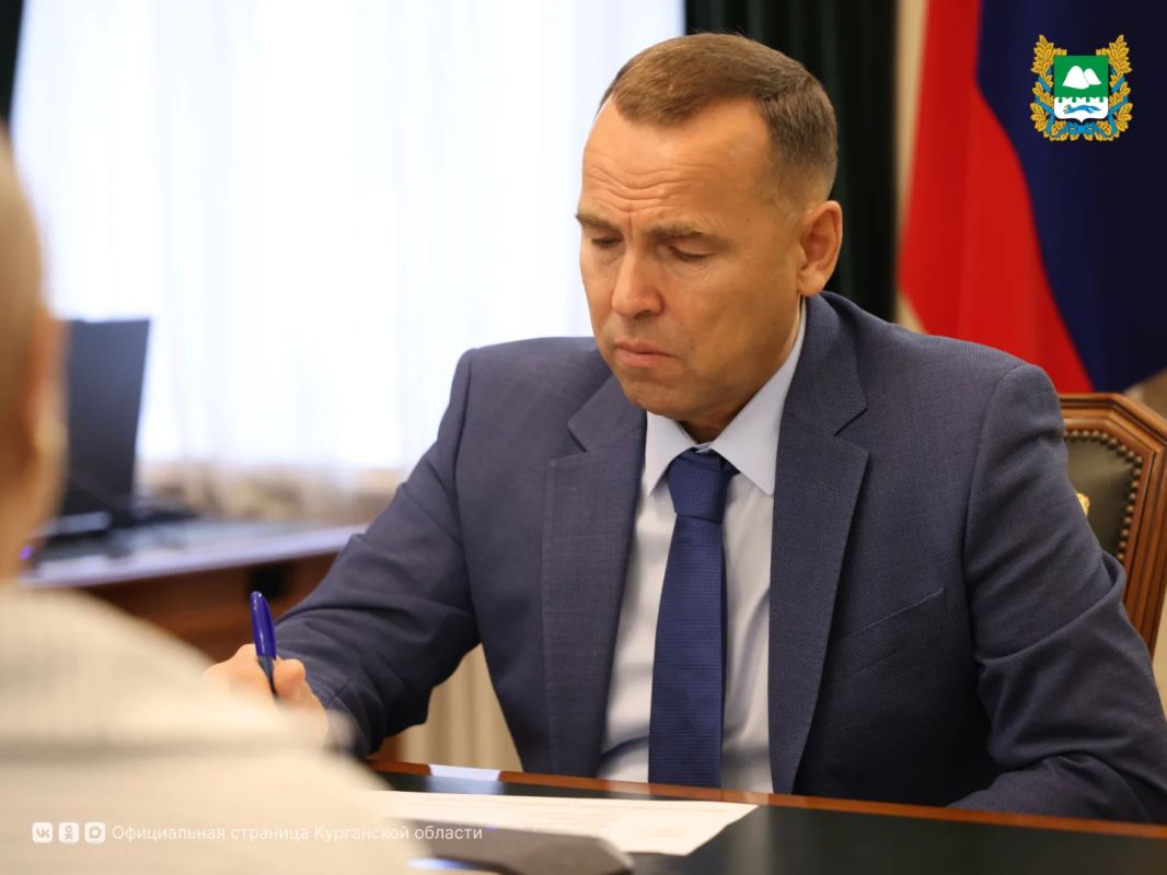 Губернатор Вадим Шумков провёл личный приём граждан Губернатор Вадим Шумков провёл личный приём граждан