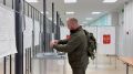 Одним из первых проголосовал на избирательном участке руководитель Ассоциации ветеранов СВО Курганской области, депутат Курганской городской Думы Илья Пономарёв