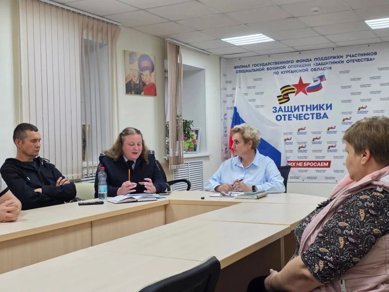 Сотрудники полиции провели профилактическую встречу в фонде «Защитники Отечества»