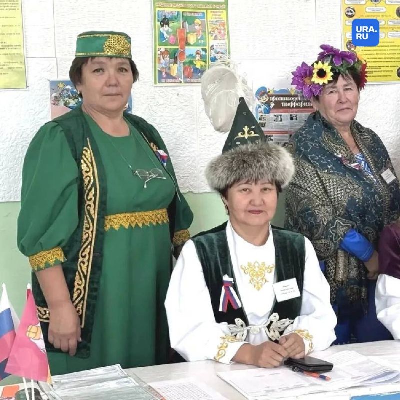 Коза Дуся, Человек-паук и машина времени: как прошел первый день выборов на Урале Коза Дуся, Человек-паук и машина времени: как прошел первый день выборов на Урале