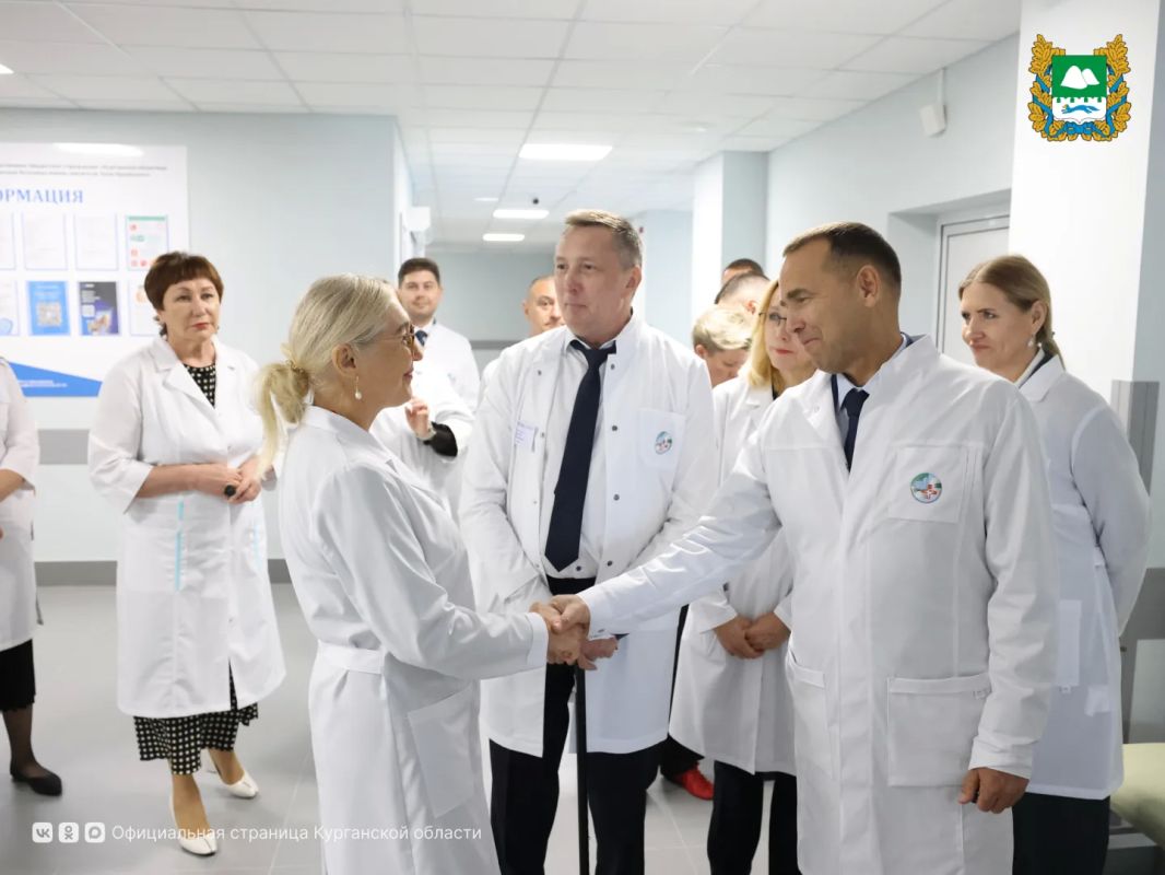 Сегодня, 18 сентября, в Кургане открыли новую поликлинику Курганской областной клинической больницы имени Святителя Луки Крымского, строительство которой было осуществлено по поручению губернатора Вадима Шумкова Сегодня, 18 сентября, в Кургане открыли новую поликлинику Курганской областной клинической больницы имени Святителя Луки Крымского, строительство которой было осуществлено по поручению губернатора Вадима Шумкова