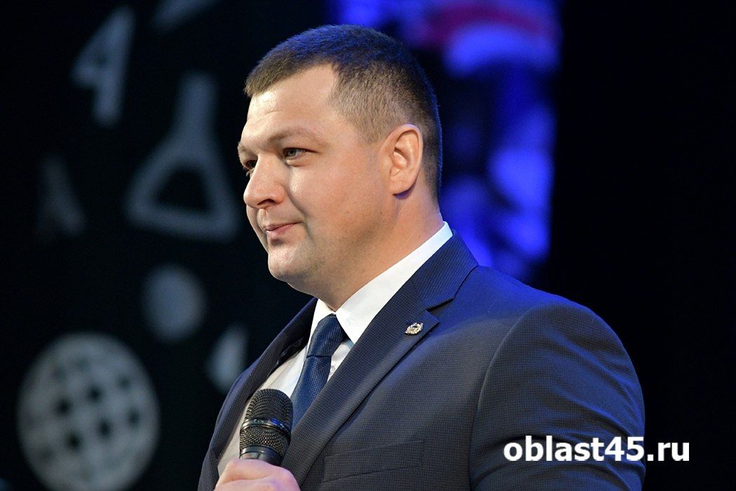 Глава Кургана Антон Науменко проголосовал на федеральных и местных выборах