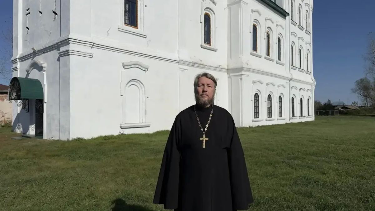 Вадим Шумков: А в селе Усть-Суерском Белозерского округа этим утром обсудили перспективы развития паломнического туризма и сельского хозяйства