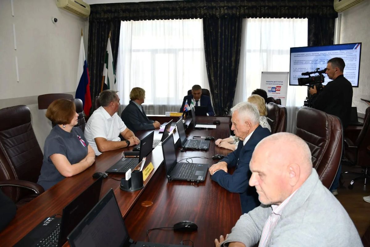 Облизбирком зарегистрировал избранного депутата Государственной Думы Александра Ильтякова Облизбирком зарегистрировал избранного депутата Государственной Думы Александра Ильтякова