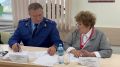Сегодня прокурор Курганской области Владислав Московских совместно с военным прокурором 308 военной прокуратуры гарнизона Максимом Рыженковым провели прием участников специальной военной операции и членов их семей на базе...