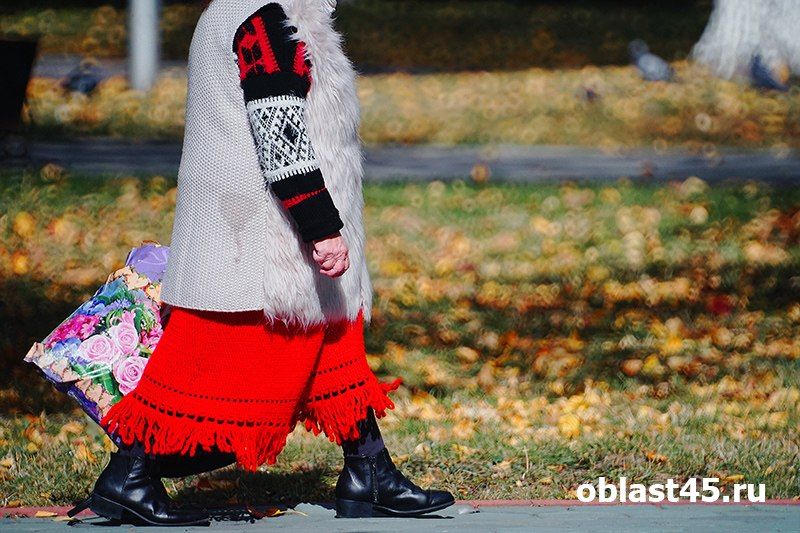 Более 70 долгожителей и пенсия в 25 тысяч: как живут пенсионеры Курганской области