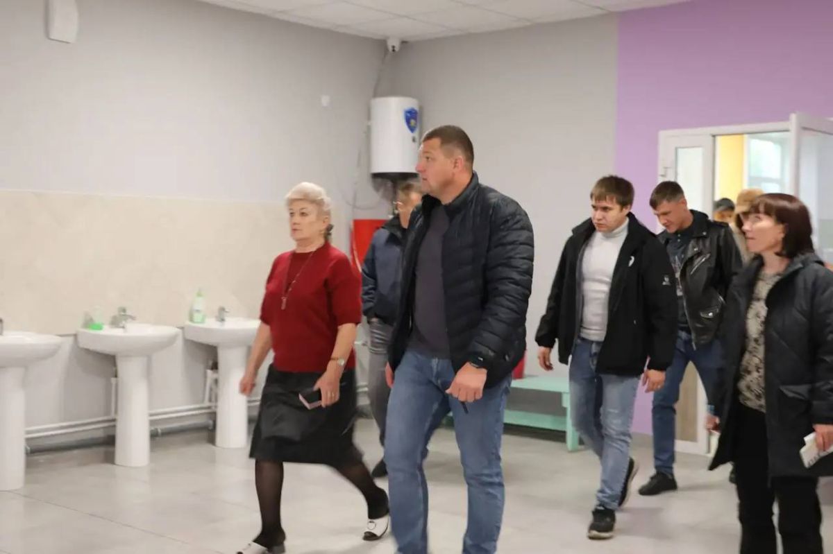 Антон Науменко: Побывал в школе № 59 в Черемухово - радует, как она преобразилась после ремонта Антон Науменко: Побывал в школе № 59 в Черемухово - радует, как она преобразилась после ремонта