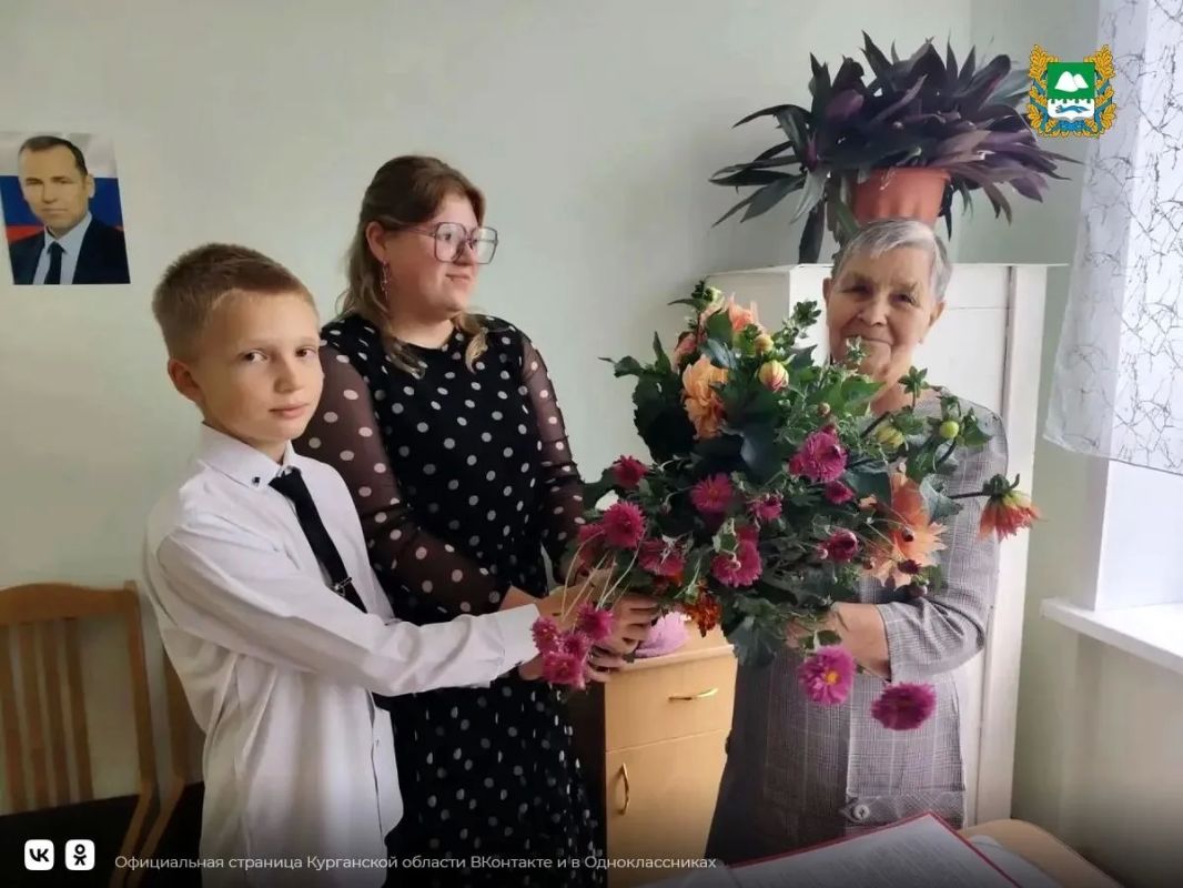 Ученики и педагоги Утичевской школы Мокроусовского округа начали учебный год в обновленном капитальным ремонтом здании