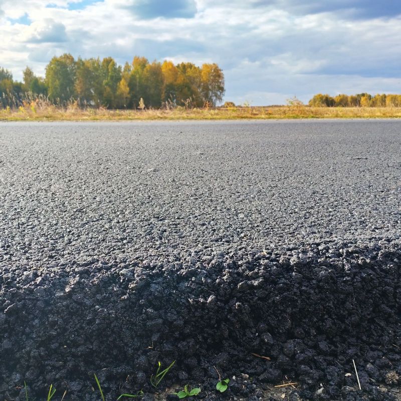 В рамках национального проекта «Инфраструктура для жизни» по поручению губернатора Курганской области Вадима Шумкова в 2026 году ведутся работы по приведению в нормативное состояние автомобильных дорог в Куртамышском округе В рамках национального проекта «Инфраструктура для жизни» по поручению губернатора Курганской области Вадима Шумкова в 2026 году ведутся работы по приведению в нормативное состояние автомобильных дорог в Куртамышском округе